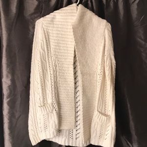 White BANANA REPUBLIC knit sweater